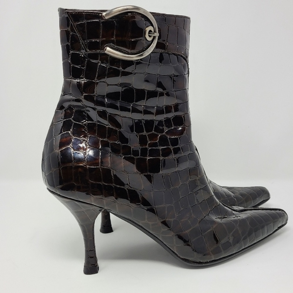 Stuart Weitzman Croc Embossed Patent Leather Bootie Size 7.5